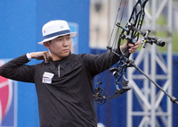 [포토]양재원, 비를 뚫고!