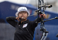 [포토]타깃에 집중하는 유희연(정몽구배 양궁)