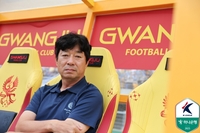 결승골 터지자 카메라 보며 ‘포효’ 대구 김병수 감독 “너무 기뻤다, 긍정적인 부분 잃지 않고 가겠다”[현장인터뷰]