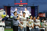 ‘전체 4순위’ 신동건 ‘2.7억 계약’…롯데, 2026년 신인 선수와 계약 완료