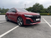 아우디 ‘Q8’에 올라타자 블랙핑크가 말했다 “점프” [원성윤의 가요타요]