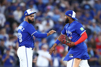 ‘블게주 만루포 쾅!’ 타선 폭발 토론토, 양키스전 2연승→9년 만에 ALCS 진출 ‘눈앞’