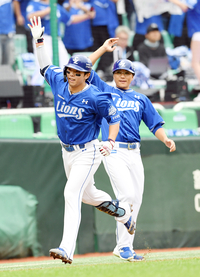 [포토]2점 홈런에 기뻐하는 삼성 김영웅