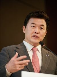 現 초등학생, ‘국민연금 재정 유지’ 위해 “소득의 1/3을 국민연금료로 내야...”