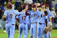 ‘셧아웃’ 노렸는데→다저스, NLDS 2연승 후 패배…김혜성은 또 ‘결장’