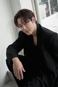 “요지, 너 인싸냐?”... 공효진, 반려견과의 좌충우돌 산책기 공개!