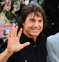 웨딩도 ‘미션 임파서블’급… 톰 크루즈, 007본드걸과 우주서 첫 결혼?