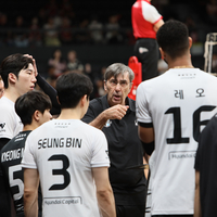 ‘MOU’ 맺은 울프독스와 친선경기 2차례…“전반적으로 좋은 경험” 현대캐피탈, 일본서 ‘완전체’ 실전 점검 완료[SS나고야in]