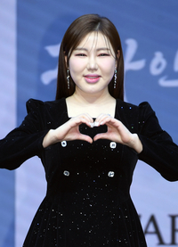 송가인, 200억 재산에 애가 둘? 가짜 뉴스에 반박