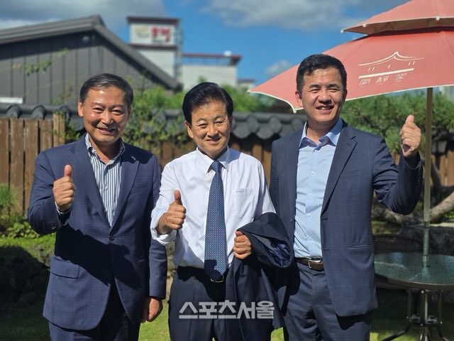 전춘성 진안군수, 정동영 장관에  도로의 안정성 확보 등 3대 핵심 사업 건의