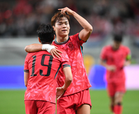 [포토] 골 넣고 이강인과 환호하는 오현규