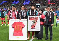 승리로 10월 A매치 마무리한 손흥민 “45분 출전은 홍 감독과 얘기된 부분, 멋진·좋은 축구해야 팬 찾아오실 것”[현장인터뷰]