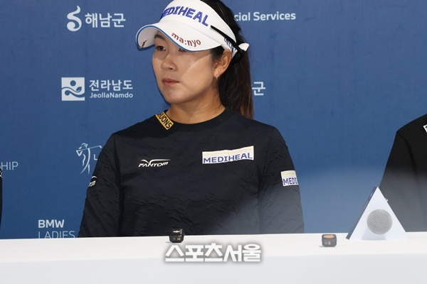 경기가 잘 풀리는 비결은 비시즌때 운동을 잘 해둬서 이번 대회를 잘 치르겠다고 말하는 김아림