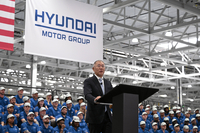 취임 5주년 정의선, 현대차 ‘지상’에서 ‘하늘’과 ‘일상’으로 확장하다 [SS포커스]