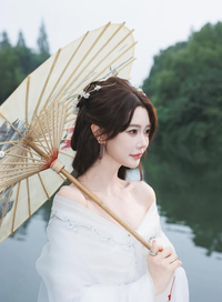 클라라, 결혼 6년만에 파경…“신중 논의끝 결론”