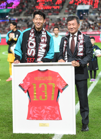 파라과이전 흥행 대실패에 책임감 느낀 정몽규 회장 “앞으로 더 잘하겠다”