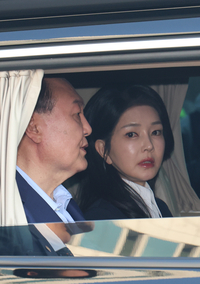 ‘주의’ 영화아님! 韓 대통령 관저에 日 다다미 깔았다?