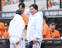 [포토] 류현진 ‘미소 한스푼’