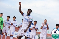 ‘11골10도움’ 인천 공격 이끄는 제르소 “압박감? 우리는 승격 레이스의 결승점에 거의 도달한 팀”[현장인터뷰]