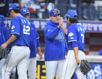 [포토] 박진만 감독 ‘이겼다’