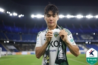 포옛 감독의 ‘황태자’로 거듭난 전진우 “20골·득점왕? 우승도 했으니 형들이 밀어줬으면 하는 바람이…”[현장인터뷰]