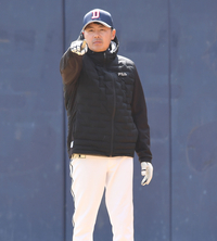 두산, 22년 만에 ‘경력자 사령탑’ 선임…제6대 김인식 감독 이후 처음 [SS막전막후]