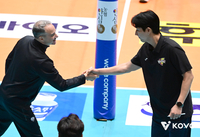 막 오르는 남자부 개막전…마우리시오 “아라우조 상당히 기대감 높다” VS 권영민 “(김)주영이 훈련·약속한 대로만”[현장인터뷰]