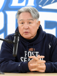 [포토]한화 김경문 감독, ‘타선에 중점을...’