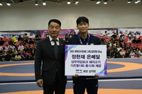 ‘7년 만에 韓 메달’ 레슬링협회, 정한재에 금일봉+상주약감포크 1년 지급 결정