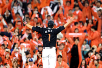 [포토]한화 문동주, 주황 물결 속으로!