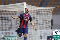 싸박·이호재 15골인데, 13골 그룹도 3명→득점왕 ‘경쟁’ 점입가경…도움왕은 세징야·이동경 ‘2파전’