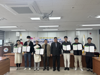 평창읍 번영회, 3분기 인구 늘리기 정책 출산장려금 전달식