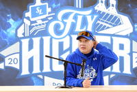 [포토]PO 4차전 출사표 밝히는 삼성 박진만 감독