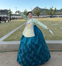 ‘만삭 투혼’ 박은영, 경복궁서 ‘얼쑤~’...“D라인 감쪽같죠?”