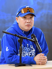 [포토]벼랑 끝 몰린 삼성 박진만 감독