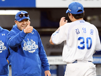 캡틴이 털어놓은 ‘4차전 대역전극’ 뒷얘기, “경기 도중 감독님이 미팅을…” [PO]