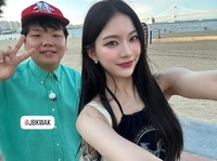 ‘결혼’ 곽튜브, 옆에 저 ‘미녀’ 누군가 봤더니? [★SNS]