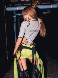리사, 강력 비주얼 폭발…팬들 “레전드 갱신”