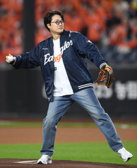 [포토] 시구하는 이장원 ‘KS 가자’