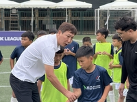 일일 강사로 변신한 ‘영웅’ 김상식 감독, 열정적 강의로 베트남 축구 위한 씨앗을 뿌렸다[SS현장]