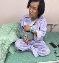 ‘신바람’ 이박사, 어깨 골절로 수술…팬들 도움으로 병원비 마련