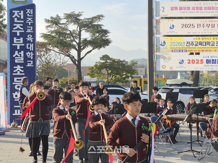 ‘천년의 소리 국악관현악단’ 의 취타대. ( 사진 / 고봉석 기자 )