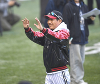 [포토] KS 1차전 승리 염경엽 감독 ‘웃음꽃 활짝’