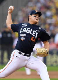 [포토]한국시리즈 1차전에 등판한 한화 김서현