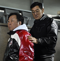 LG 트윈스 서용빈, 차명석 단장님 승리했습니다! [포토]