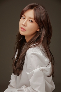 ‘똑딱이 핫팩→종이학’ 김민석, 그시절 로맨스 재현…벤츠남 ‘미호바라기’ 변신