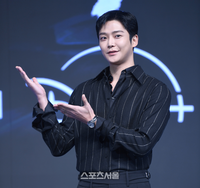 로운, 재검으로 현역 입대