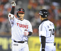 [포토] 문보경 ‘또 안타쳤어’