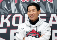 LG 염갈량이 생각한 ‘코리안몬스터’ 공략법? “좌타자는 빠른 공, 우타자는 낮은 공 조심하자!” [KS2]