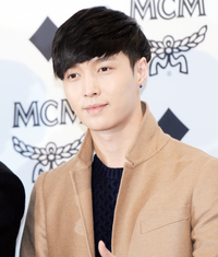 레이, EXO 팬미팅+신보 전격 합류…첸백시는 빠졌다